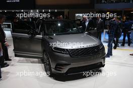 Range Rover Velar 07-08.03.2017. Geneva International Motor Show, Geneva, Switzerland. www.xpbimages.com, EMail: requests@xpbimages.com - copy of publication required for printed pictures. Every used picture is fee-liable. © Copyright: Photo4 / XPB Images