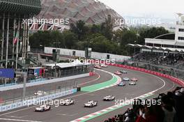 Timo Bernhard (GER) / Earl Bamber (NZL) / Brendon Hartley (NZL) #02 Porsche LMP Team, Porsche 919 Hybrid leads at the start of the race. 03.09.2017. FIA World Endurance Championship, Rd 5, 6 Hours of Mexico, Mexico City, Mexico.