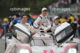 Race winners Earl Bamber (NZL) (Centre) and Brendon Hartley (NZL) (Right) #02 Porsche LMP Team, Porsche 919 Hybrid. 03.09.2017. FIA World Endurance Championship, Rd 5, 6 Hours of Mexico, Mexico City, Mexico.