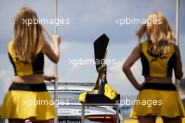 Grid girls and DTM Trophy. 03.06.2018, DTM Round 3, Hungaroring, Hungary, Sunday.