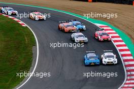 Gary Paffett (GBR) (HWA AG - Mercedes-AMG C 63 DTM)  und Paul Di Resta (GBR) (HWA AG - Mercedes-AMG C 63 DTM)   12.08.2018, DTM Round 6, Brands Hatch, England, Sunday.