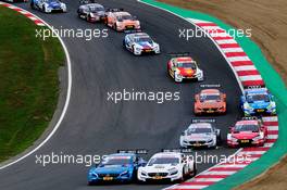 Gary Paffett (GBR) (HWA AG - Mercedes-AMG C 63 DTM)  und Paul Di Resta (GBR) (HWA AG - Mercedes-AMG C 63 DTM)   12.08.2018, DTM Round 6, Brands Hatch, England, Sunday.