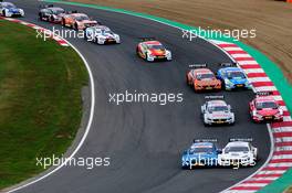 Gary Paffett (GBR) (HWA AG - Mercedes-AMG C 63 DTM)  und Paul Di Resta (GBR) (HWA AG - Mercedes-AMG C 63 DTM) 12.08.2018, DTM Round 6, Brands Hatch, England, Sunday.