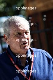 Alan Jones (AUS). 23.03.2018. Formula 1 World Championship, Rd 1, Australian Grand Prix, Albert Park, Melbourne, Australia, Practice Day.