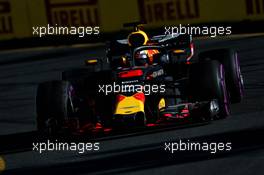 Daniel Ricciardo (AUS) Red Bull Racing RB14. 23.03.2018. Formula 1 World Championship, Rd 1, Australian Grand Prix, Albert Park, Melbourne, Australia, Practice Day.