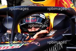 Max Verstappen (NLD) Red Bull Racing RB13 on the grid. 25.03.2018. Formula 1 World Championship, Rd 1, Australian Grand Prix, Albert Park, Melbourne, Australia, Race Day.