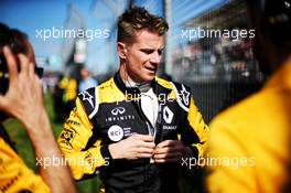 Nico Hulkenberg (GER) Renault Sport F1 Team on the grid. 25.03.2018. Formula 1 World Championship, Rd 1, Australian Grand Prix, Albert Park, Melbourne, Australia, Race Day.