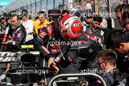 Kevin Magnussen (DEN) Haas VF-18 on the grid. 25.03.2018. Formula 1 World Championship, Rd 1, Australian Grand Prix, Albert Park, Melbourne, Australia, Race Day.