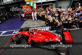 Third placed Kimi Raikkonen (FIN) Ferrari SF71H enters parc ferme. 25.03.2018. Formula 1 World Championship, Rd 1, Australian Grand Prix, Albert Park, Melbourne, Australia, Race Day.