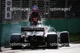 Romain Grosjean (FRA) Haas F1 Team VF-18 retired from the race. 25.03.2018. Formula 1 World Championship, Rd 1, Australian Grand Prix, Albert Park, Melbourne, Australia, Race Day.