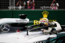 Lewis Hamilton (GBR) Mercedes AMG F1 W09 in qualifying parc ferme. 24.03.2018. Formula 1 World Championship, Rd 1, Australian Grand Prix, Albert Park, Melbourne, Australia, Qualifying Day.