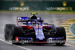 Pierre Gasly (FRA) Scuderia Toro Rosso STR13. 24.03.2018. Formula 1 World Championship, Rd 1, Australian Grand Prix, Albert Park, Melbourne, Australia, Qualifying Day.