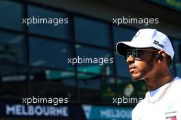 Lewis Hamilton (GBR) Mercedes AMG F1 on the drivers parade. 25.03.2018. Formula 1 World Championship, Rd 1, Australian Grand Prix, Albert Park, Melbourne, Australia, Race Day.