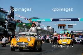 Fernando Alonso (ESP) McLaren on the drivers parade. 25.03.2018. Formula 1 World Championship, Rd 1, Australian Grand Prix, Albert Park, Melbourne, Australia, Race Day.