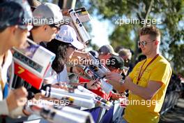 Nico Hulkenberg (GER) Renault Sport F1 Team  22.03.2018. Formula 1 World Championship, Rd 1, Australian Grand Prix, Albert Park, Melbourne, Australia, Preparation Day.