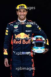 Daniel Ricciardo (AUS) Red Bull Racing. 22.03.2018. Formula 1 World Championship, Rd 1, Australian Grand Prix, Albert Park, Melbourne, Australia, Preparation Day.