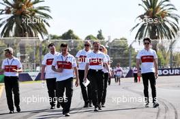 Charles Leclerc (MON) Sauber walks the circuit with the team. 21.03.2018. Formula 1 World Championship, Rd 1, Australian Grand Prix, Albert Park, Melbourne, Australia, Preparation Day.