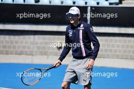 Esteban Ocon (FRA) Sahara Force India F1 Team plays tennis at the Margaret Court Arena. 21.03.2018. Formula 1 World Championship, Rd 1, Australian Grand Prix, Albert Park, Melbourne, Australia, Preparation Day.