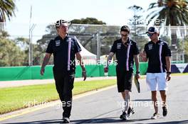 Sergio Perez (MEX) Sahara Force India F1 walks the circuit with Bradley Joyce (GBR) Sahara Force India F1 Race Engineer and Tim Wright (GBR) Sahara Force India F1 Team Race Engineer. 21.03.2018. Formula 1 World Championship, Rd 1, Australian Grand Prix, Albert Park, Melbourne, Australia, Preparation Day.