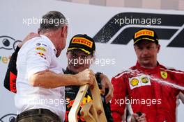 (L to R): Jonathan Wheatley (GBR) Red Bull Racing Team Manager with race winner Max Verstappen (NLD) Red Bull Racing and Kimi Raikkonen (FIN) Ferrari on the podium. 01.07.2018. Formula 1 World Championship, Rd 9, Austrian Grand Prix, Spielberg, Austria, Race Day.