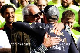 race winner Max Verstappen (NLD) Red Bull Racing celebrates with Dietrich Mateschitz (AUT) CEO and Founder of Red Bull and the team. 01.07.2018. Formula 1 World Championship, Rd 9, Austrian Grand Prix, Spielberg, Austria, Race Day.