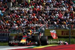 Daniel Ricciardo (AUS) Red Bull Racing RB14. 01.07.2018. Formula 1 World Championship, Rd 9, Austrian Grand Prix, Spielberg, Austria, Race Day.