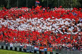 Fans in the grandstand. 01.07.2018. Formula 1 World Championship, Rd 9, Austrian Grand Prix, Spielberg, Austria, Race Day.