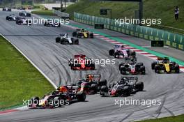 Max Verstappen (NLD) Red Bull Racing RB14 at the start of the race. 01.07.2018. Formula 1 World Championship, Rd 9, Austrian Grand Prix, Spielberg, Austria, Race Day.