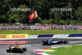 Valtteri Bottas (FIN) Mercedes AMG F1 W09 leads Stoffel Vandoorne (BEL) McLaren MCL33. 01.07.2018. Formula 1 World Championship, Rd 9, Austrian Grand Prix, Spielberg, Austria, Race Day.