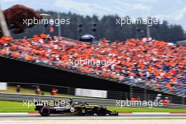 Carlos Sainz Jr (ESP) Renault Sport F1 Team RS18. 30.06.2018. Formula 1 World Championship, Rd 9, Austrian Grand Prix, Spielberg, Austria, Qualifying Day.