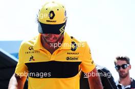 Carlos Sainz Jr (ESP) Renault Sport F1 Team on the drivers parade. 01.07.2018. Formula 1 World Championship, Rd 9, Austrian Grand Prix, Spielberg, Austria, Race Day.