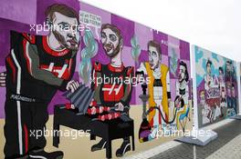 F1 drivers murals - (L to R): Kevin Magnussen (DEN) Haas F1 Team and Romain Grosjean (FRA) Haas F1 Team. 27.04.2018. Formula 1 World Championship, Rd 4, Azerbaijan Grand Prix, Baku Street Circuit, Azerbaijan, Practice Day.