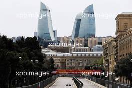 Sergey Sirotkin (RUS) Williams FW41. 27.04.2018. Formula 1 World Championship, Rd 4, Azerbaijan Grand Prix, Baku Street Circuit, Azerbaijan, Practice Day.
