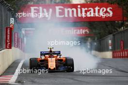 Stoffel Vandoorne (BEL) McLaren MCL33 locks up under braking. 29.04.2018. Formula 1 World Championship, Rd 4, Azerbaijan Grand Prix, Baku Street Circuit, Azerbaijan, Race Day.