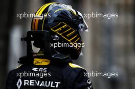 Nico Hulkenberg (GER) Renault Sport F1 Team retired from the race. 29.04.2018. Formula 1 World Championship, Rd 4, Azerbaijan Grand Prix, Baku Street Circuit, Azerbaijan, Race Day.