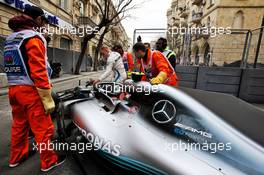 Valtteri Bottas (FIN) Mercedes AMG F1 W09 retired from the race. 29.04.2018. Formula 1 World Championship, Rd 4, Azerbaijan Grand Prix, Baku Street Circuit, Azerbaijan, Race Day.