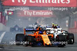 Fernando Alonso (ESP) McLaren MCL33 with damage. 29.04.2018. Formula 1 World Championship, Rd 4, Azerbaijan Grand Prix, Baku Street Circuit, Azerbaijan, Race Day.