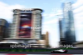 Sergey Sirotkin (RUS) Williams FW41. 28.04.2018. Formula 1 World Championship, Rd 4, Azerbaijan Grand Prix, Baku Street Circuit, Azerbaijan, Qualifying Day.