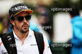 Fernando Alonso (ESP) McLaren. 28.04.2018. Formula 1 World Championship, Rd 4, Azerbaijan Grand Prix, Baku Street Circuit, Azerbaijan, Qualifying Day.
