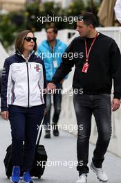 Claire Williams (GBR) Williams Deputy Team Principal with her husband Marc Harris. 28.04.2018. Formula 1 World Championship, Rd 4, Azerbaijan Grand Prix, Baku Street Circuit, Azerbaijan, Qualifying Day.