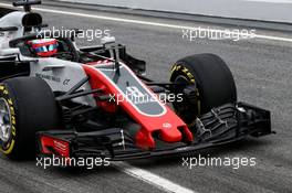 Romain Grosjean (FRA) Haas F1 Team VF-18 front wing detail. 26.02.2018. Formula One Testing, Day One, Barcelona, Spain. Monday.