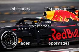 Daniel Ricciardo (AUS) Red Bull Racing RB14. 26.02.2018. Formula One Testing, Day One, Barcelona, Spain. Monday.