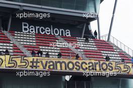 Banner for Carlos Sainz Jr (ESP) Renault Sport F1 Team and fans in the grandstand. 01.03.2018. Formula One Testing, Day Four, Barcelona, Spain. Thursday.