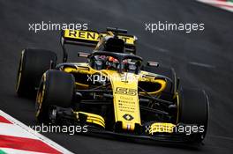 Carlos Sainz Jr (ESP) Renault Sport F1 Team RS18. 27.02.2018. Formula One Testing, Day Two, Barcelona, Spain. Tuesday.