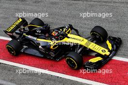 Carlos Sainz Jr (ESP) Renault Sport F1 Team RS18. 27.02.2018. Formula One Testing, Day Two, Barcelona, Spain. Tuesday.