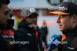 Stoffel Vandoorne (BEL) McLaren F1  27.02.2018. Formula One Testing, Day Two, Barcelona, Spain. Tuesday.