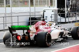 Charles Leclerc (MON) Sauber C37 with flow-vis paint and sensor equipment on the rear wing. 27.02.2018. Formula One Testing, Day Two, Barcelona, Spain. Tuesday.
