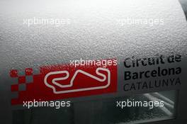 Snow at the Barcelona F1 test. 28.02.2018. Formula One Testing, Day Three, Barcelona, Spain. Wednesday.