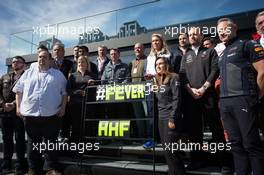 The paddock pays tribute to Henry Hope-Frost. 09.03.2018. Formula One Testing, Day Four, Barcelona, Spain. Friday.