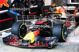 Daniel Ricciardo (AUS) Red Bull Racing RB14 with sensor equipment. 09.03.2018. Formula One Testing, Day Four, Barcelona, Spain. Friday.